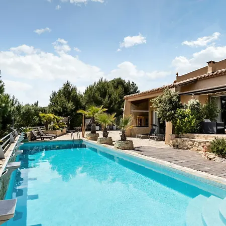 Le Clos Des Chevaliers Apartment *